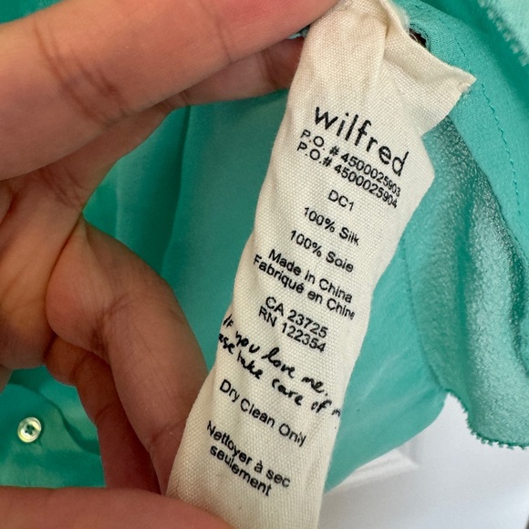 ⭐️3 for $15⭐️ Wilfred Button down 100% silk tank top Aqua - Picture 3 of 4